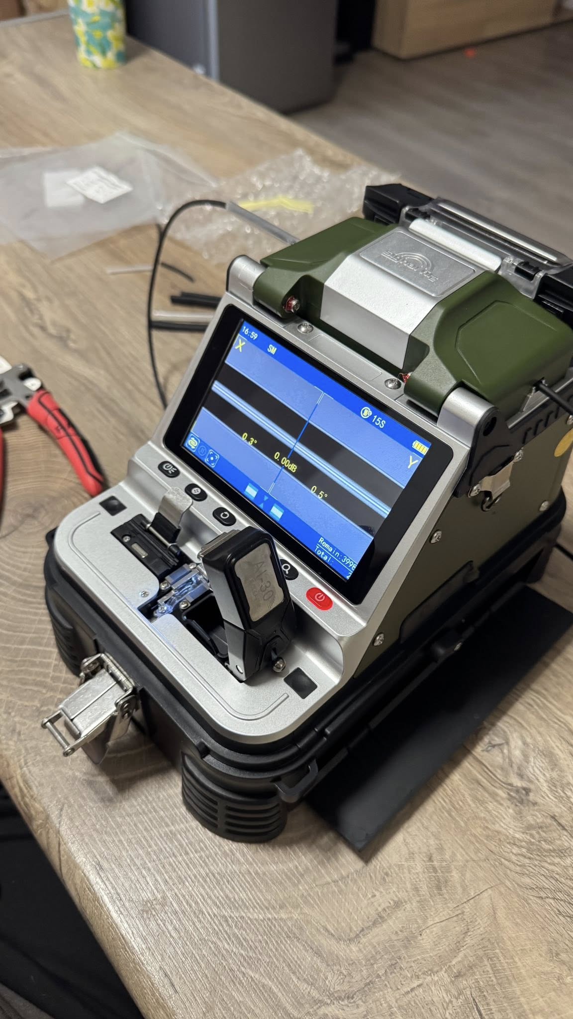 JCB kotró munka közben